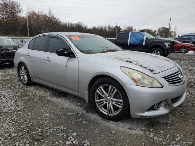  INFINITI G37 2013 Сріблястий