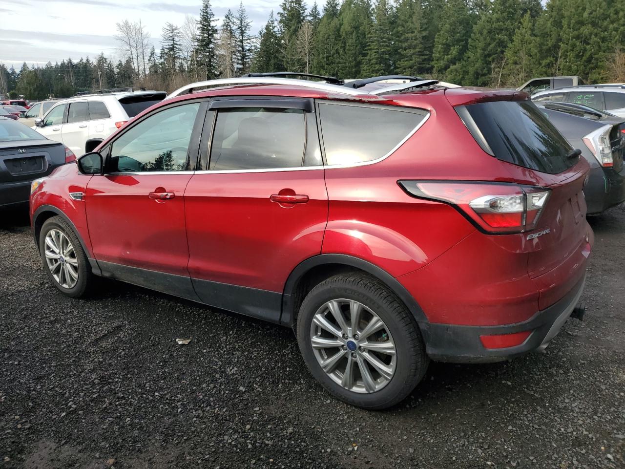 VIN 1FMCU9J96HUE75249 2017 FORD ESCAPE no.2