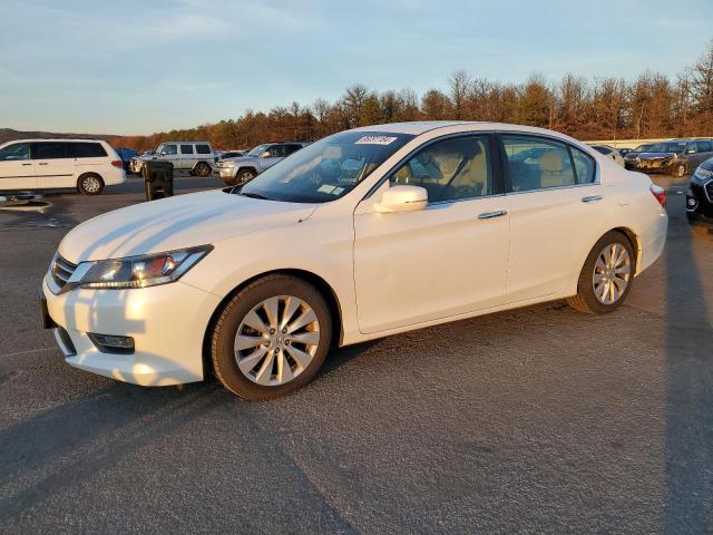  HONDA ACCORD 2013 Biały