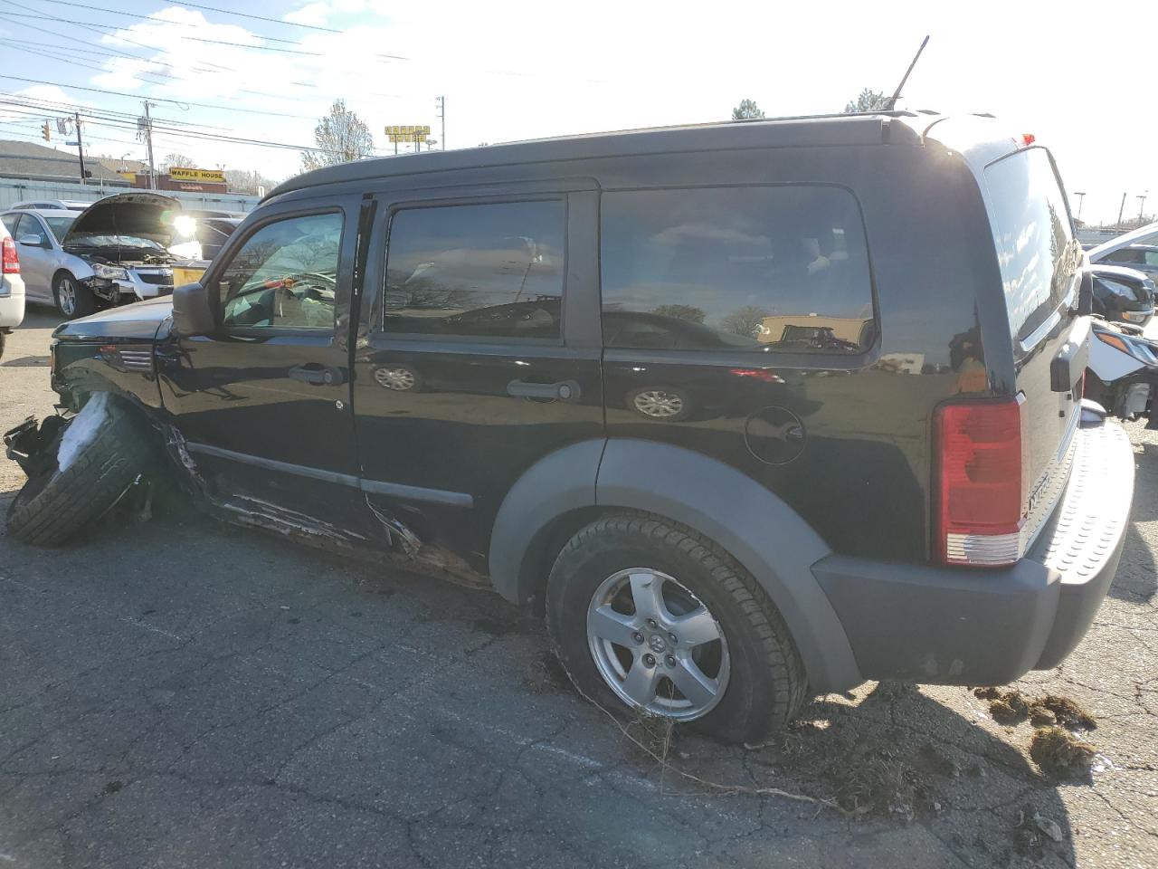 2007 Dodge Nitro - Image 2