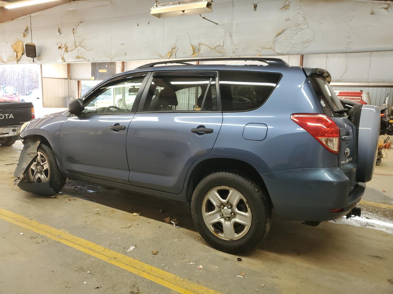 2008 Toyota RAV 4 - Image 2