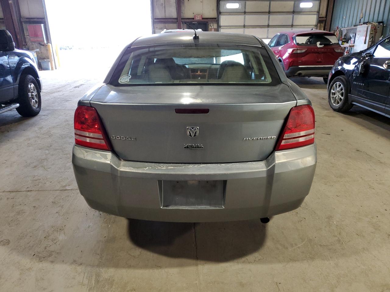 2009 Dodge Avenger - Image 6