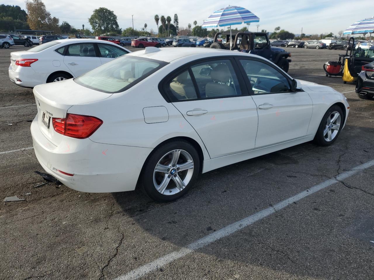 VIN WBA3B1C50EPV79927 2014 BMW 3 SERIES no.3