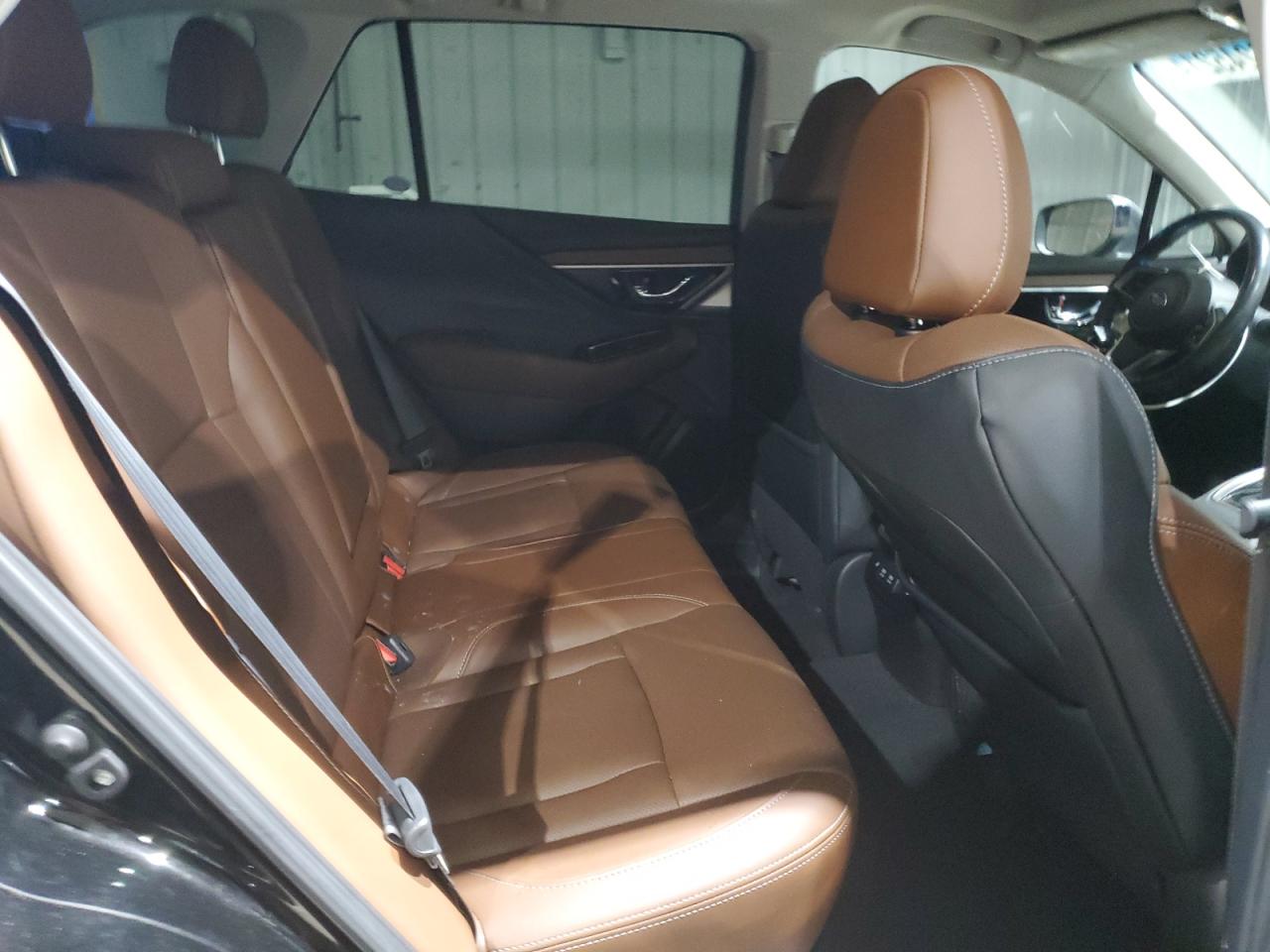 2020 Subaru Outback - Image 12