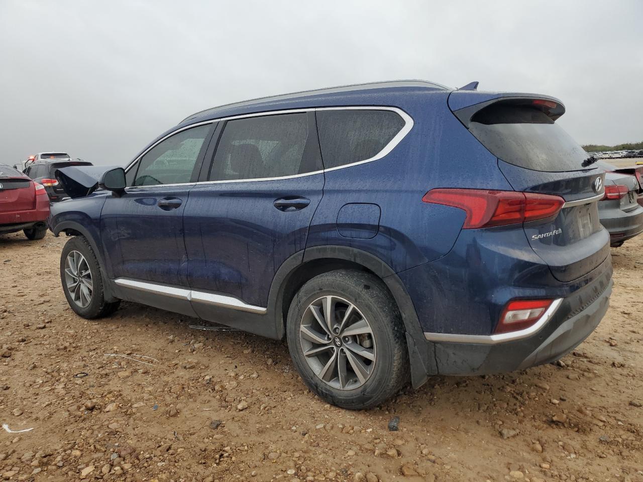 2020 Hyundai Santa Fe - Image 2