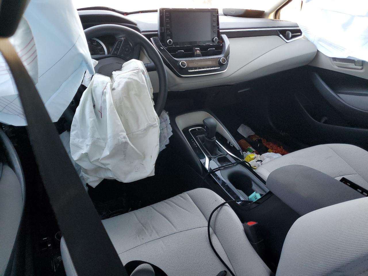 2022 Toyota Corolla - Image 8