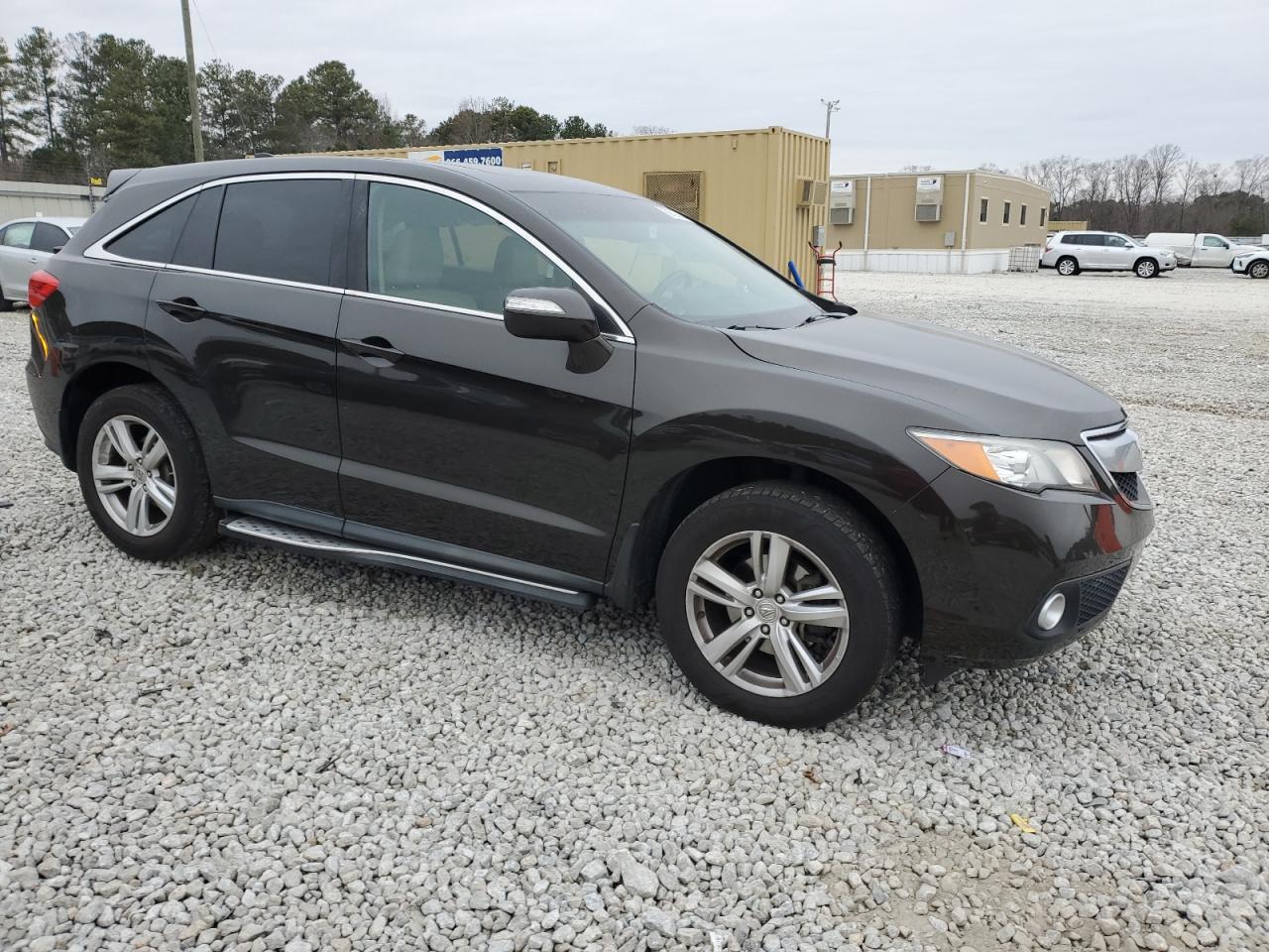 VIN 5J8TB3H52FL015200 2015 ACURA RDX no.4