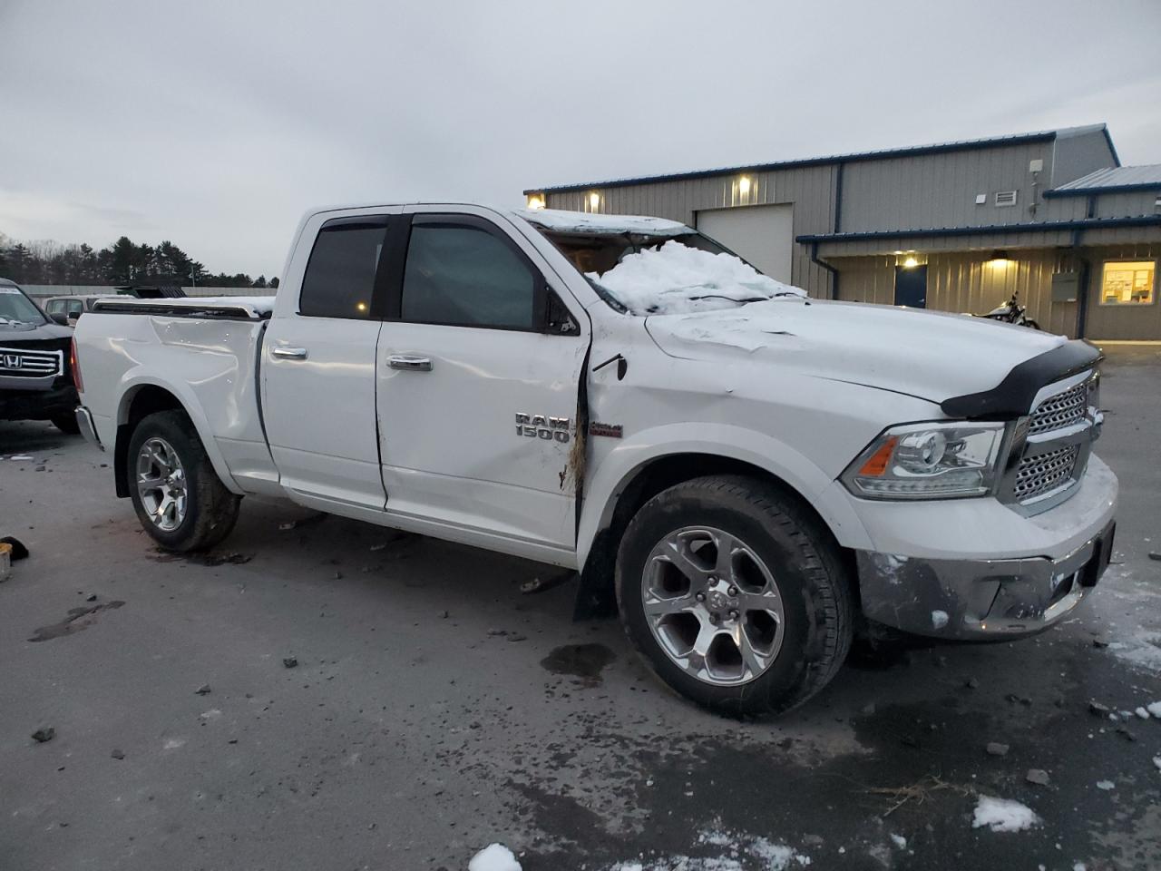 2015 RAM 1500 - Image 4