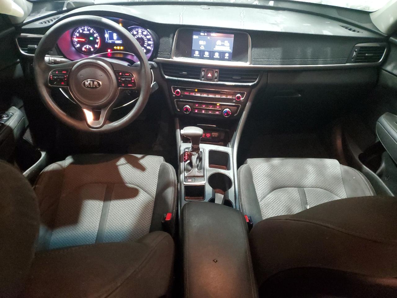 2018 Kia Optima - Image 8