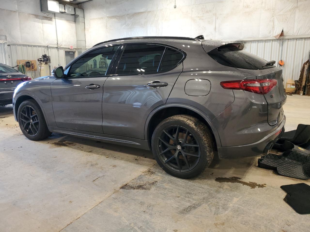 VIN ZASPAKAN3L7C96961 2020 ALFA ROMEO STELVIO no.2