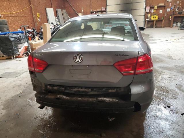  VOLKSWAGEN PASSAT 2012 Szary