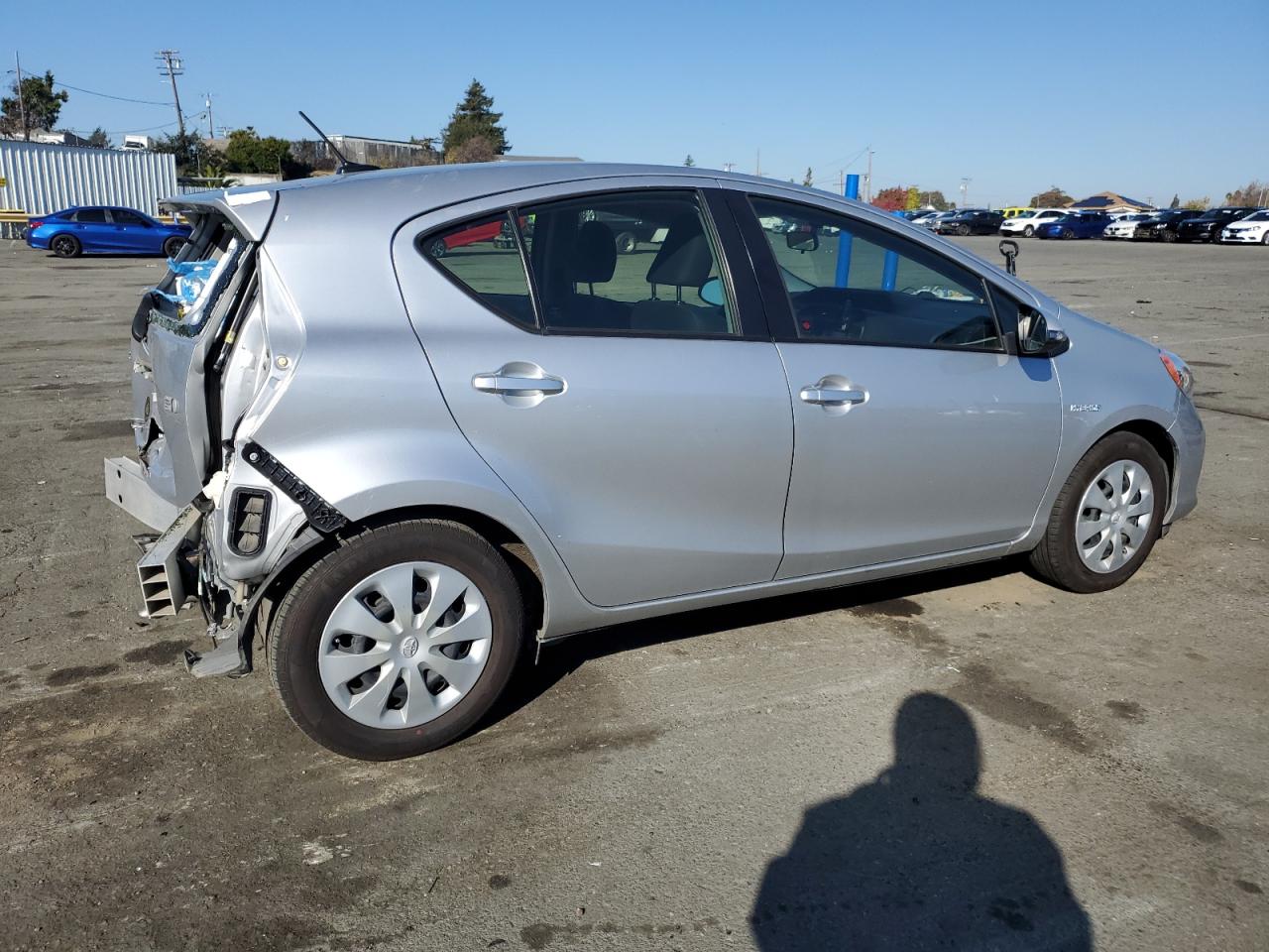 VIN JTDKDTB30D1049737 2013 TOYOTA PRIUS no.3