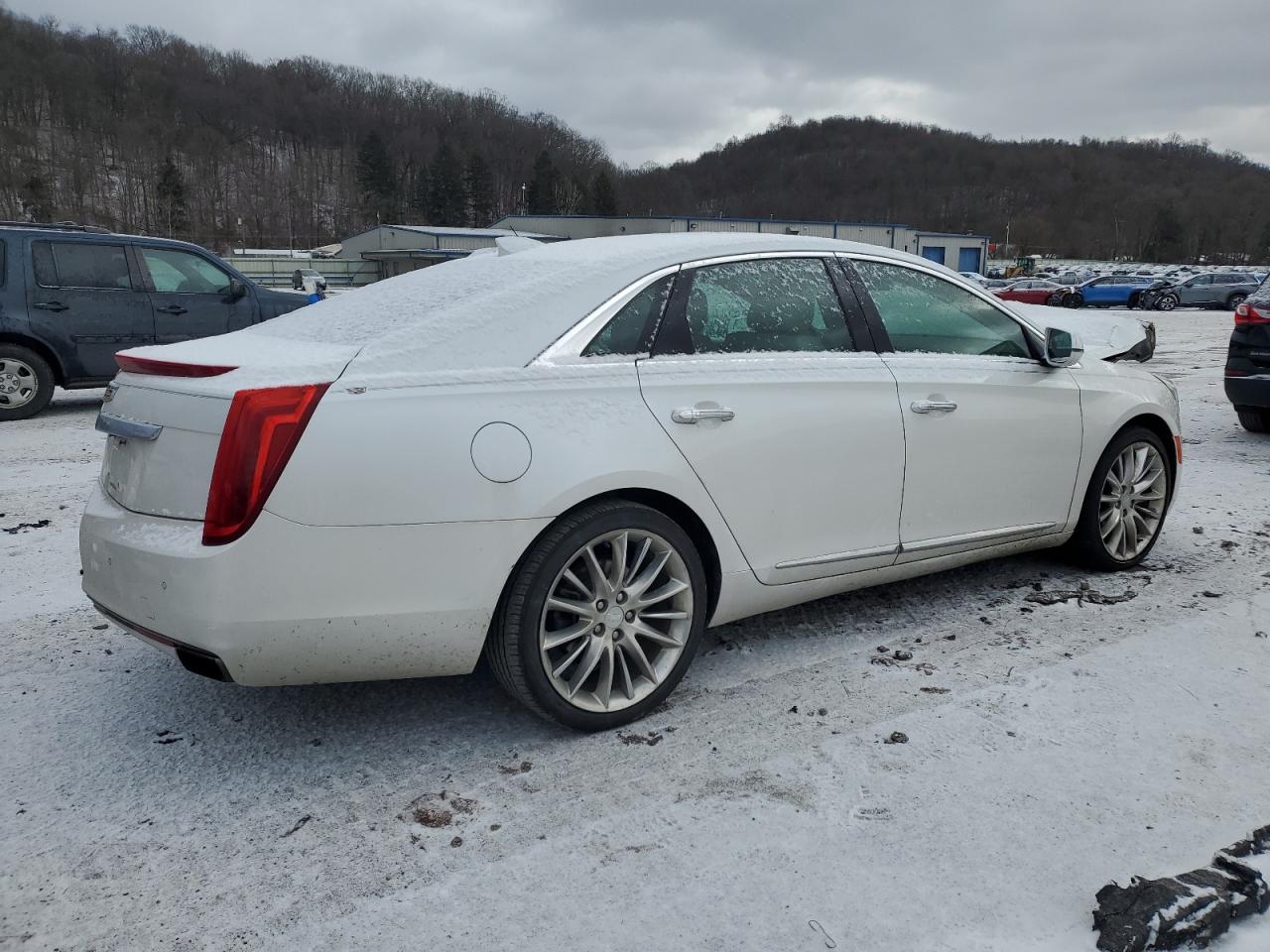 2016 Cadillac XTS - Image 3