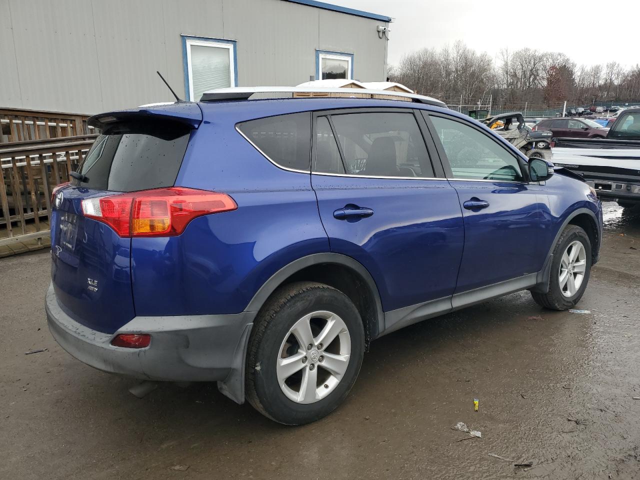 VIN 2T3RFREV9EW185814 2014 TOYOTA RAV4 no.3