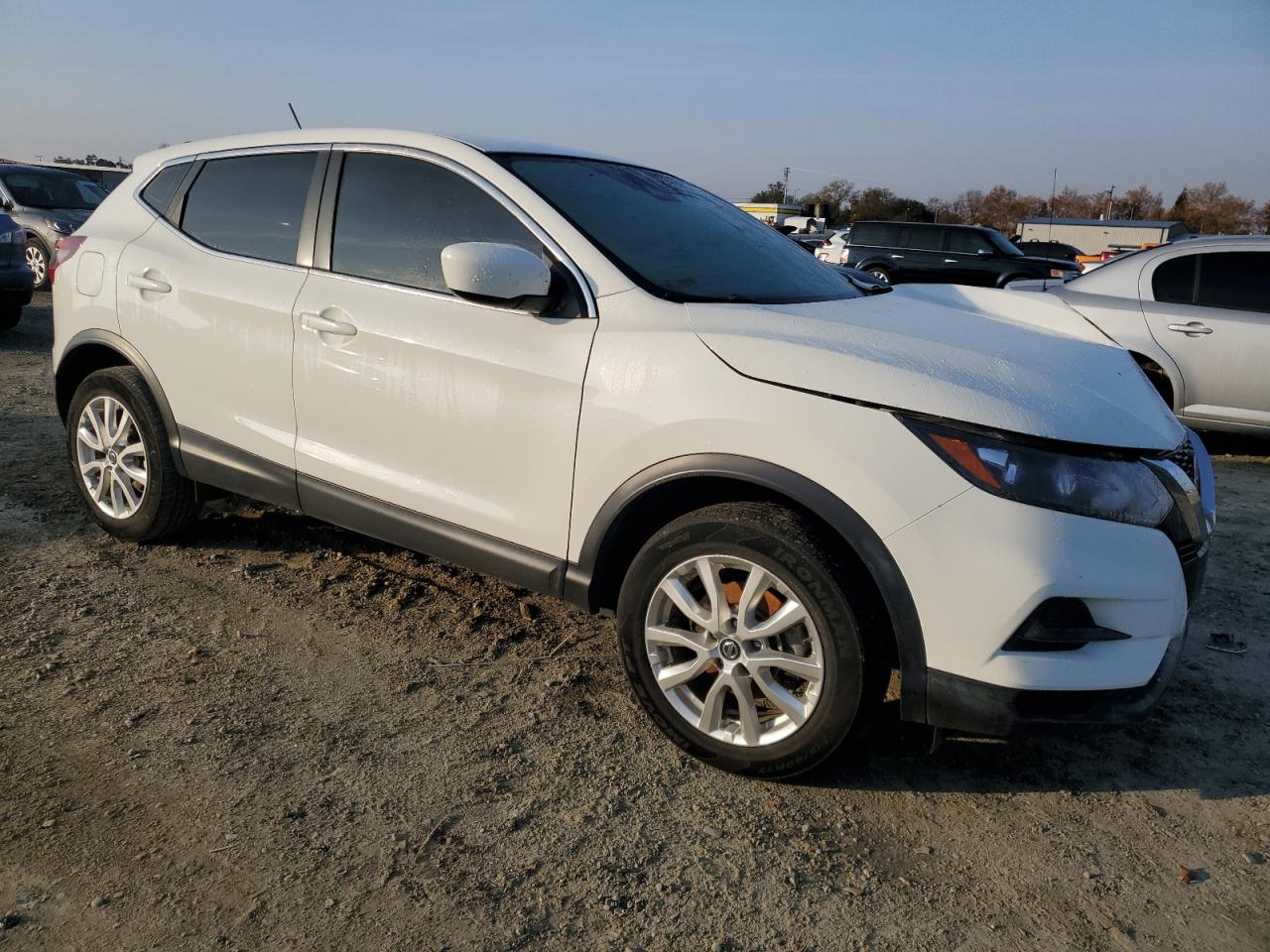 2021 Nissan Rogue - Image 4