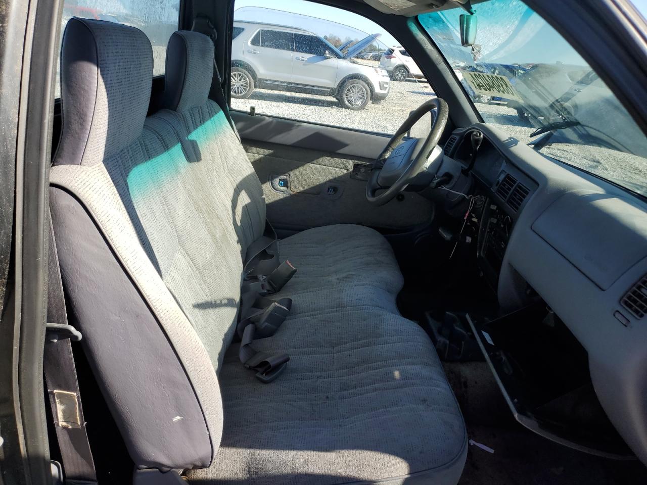 1998 Toyota Tacoma VIN: 4TANL42N0WZ155385 Lot: 83984024