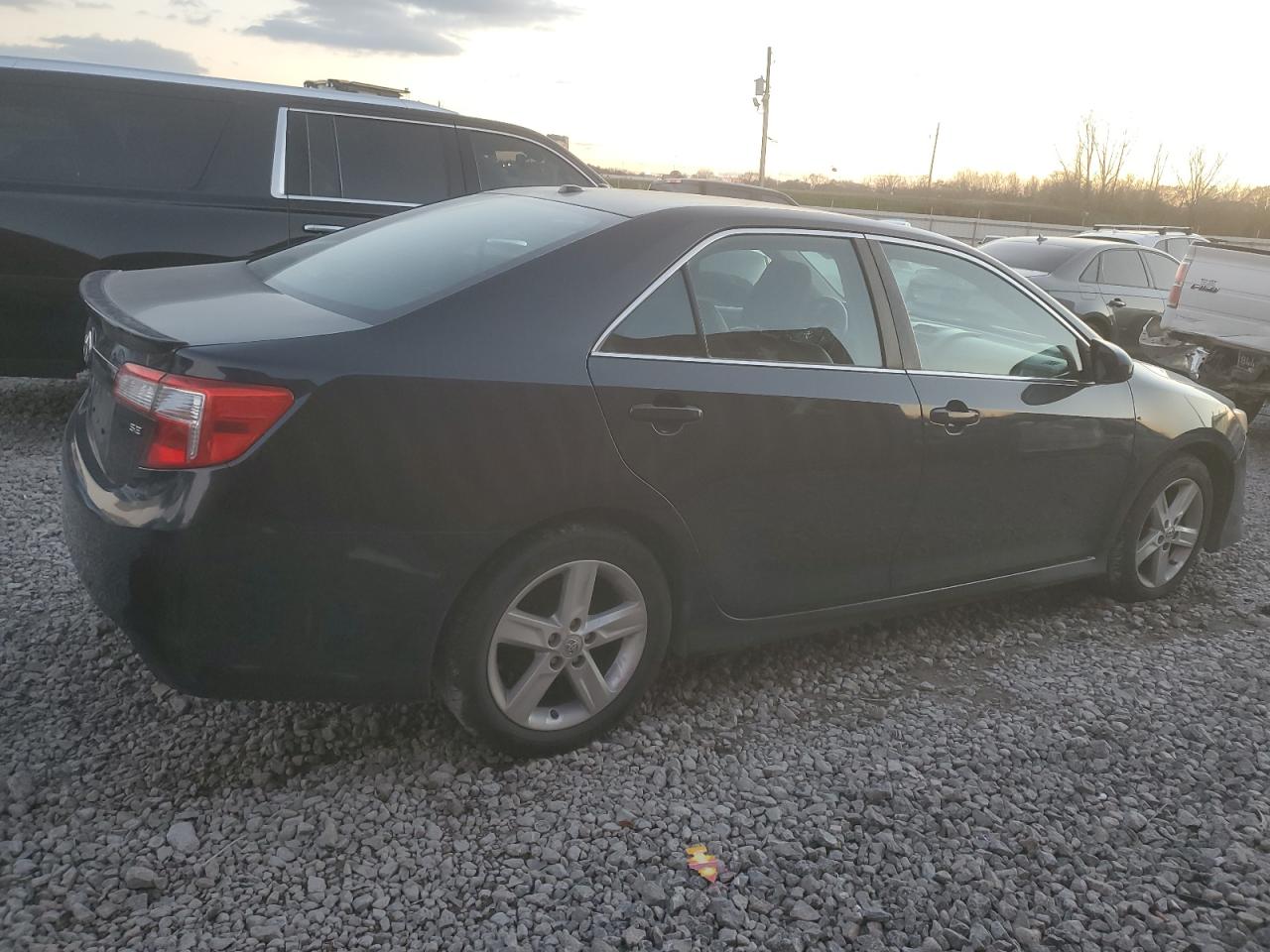 VIN 4T1BF1FK7DU259889 2013 TOYOTA CAMRY no.3