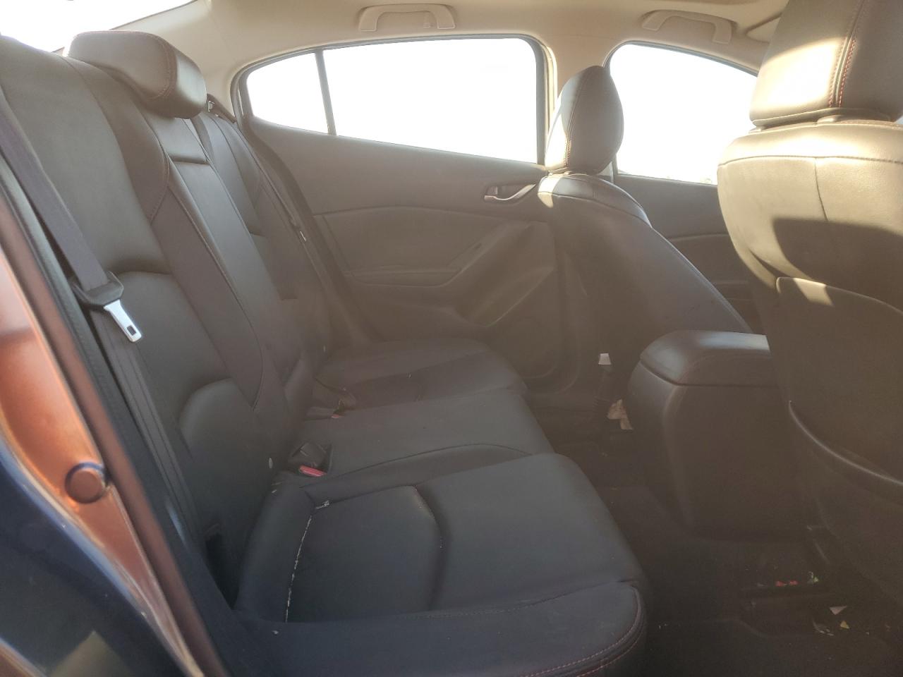 2016 Mazda 3 - Image 10