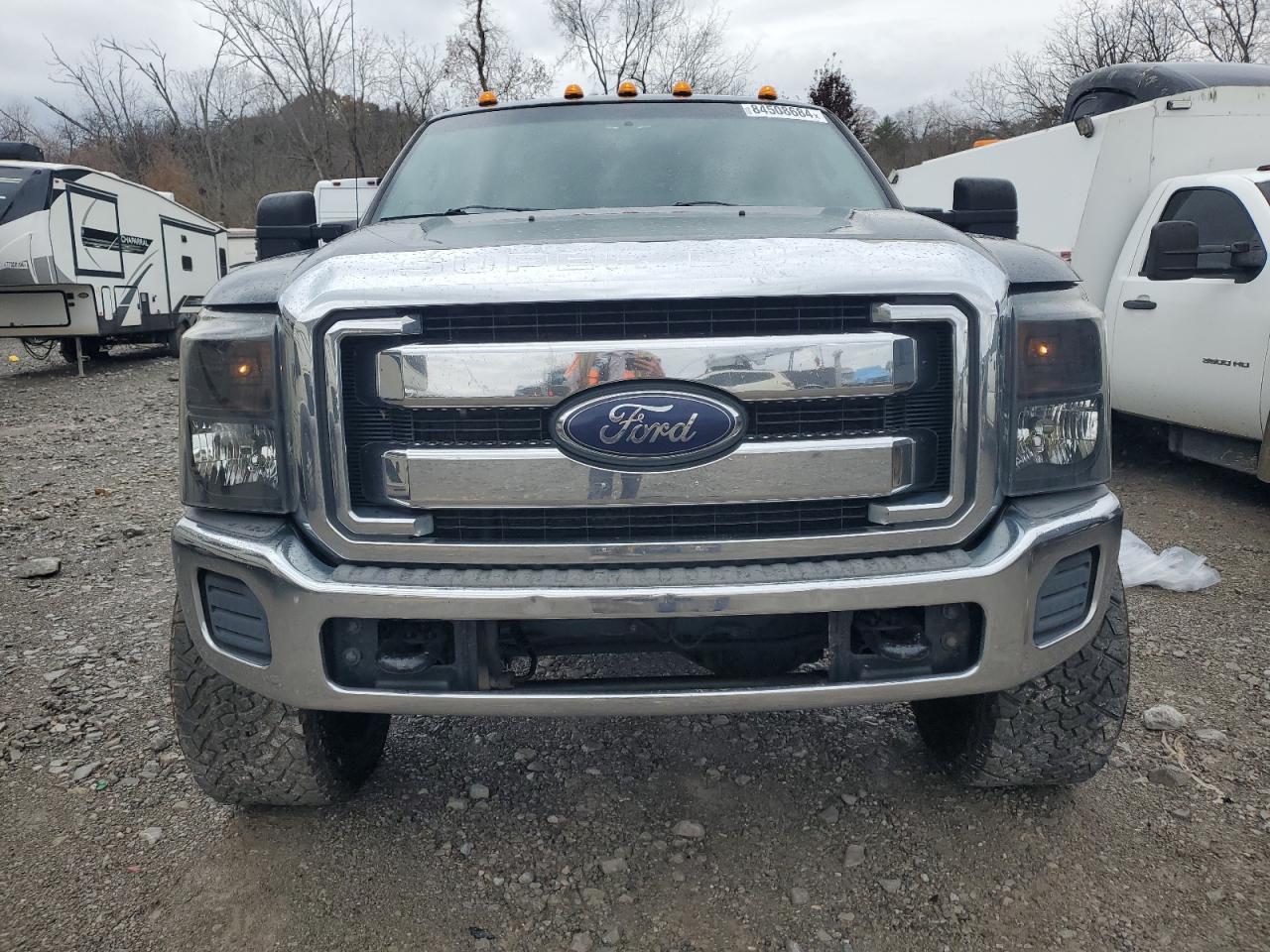 2012 Ford F350 - Image 5