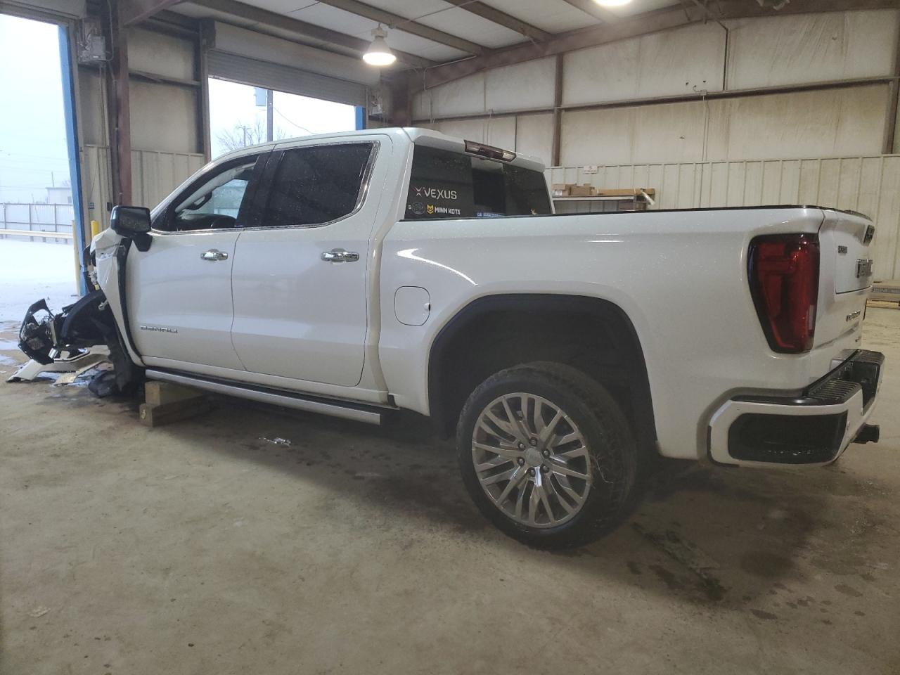2019 GMC Sierra - Image 2