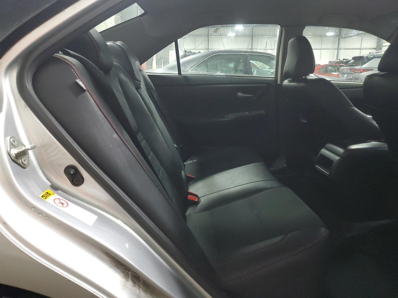 Toyota Camry le 2017 фото - 10 Toyota Camry le 2017