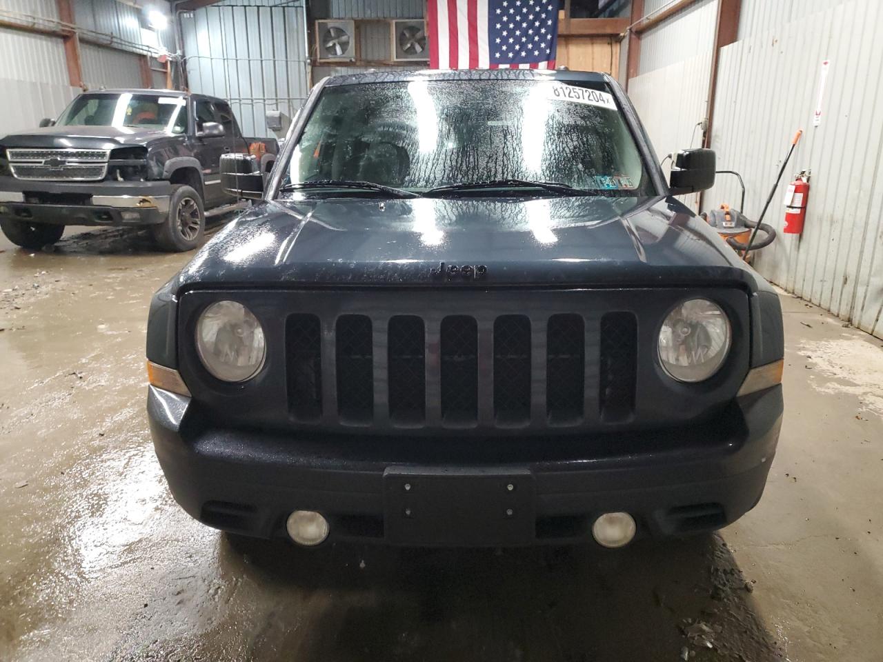 VIN 1C4NJPBA0ED674537 2014 JEEP PATRIOT no.5