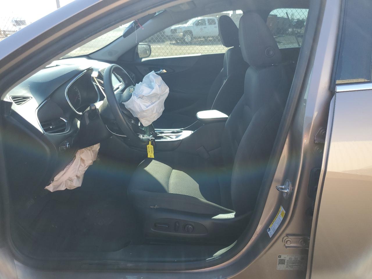 2018 Chevrolet Malibu - Image 7