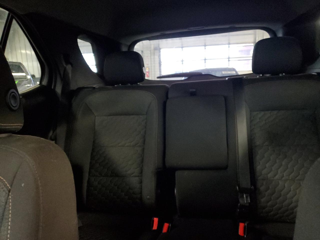 2020 Chevrolet Equinox - Image 10