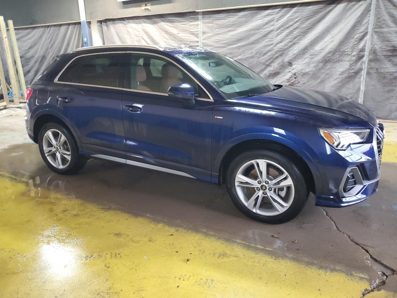 VIN WA1EECF3XN1066917 2022 AUDI Q3 no.4