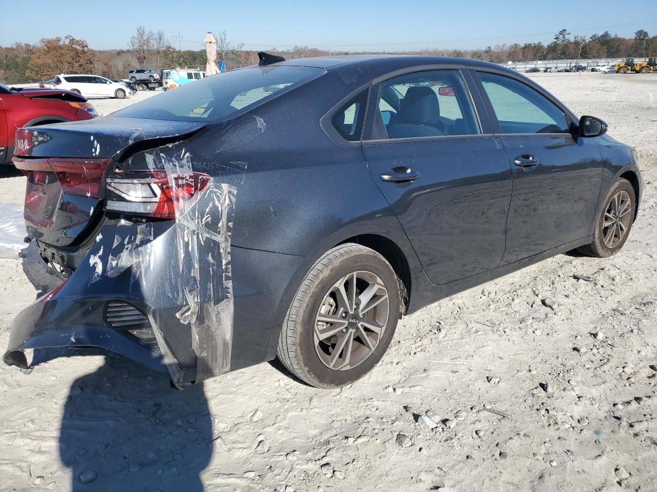 2024 Kia Forte - Image 3