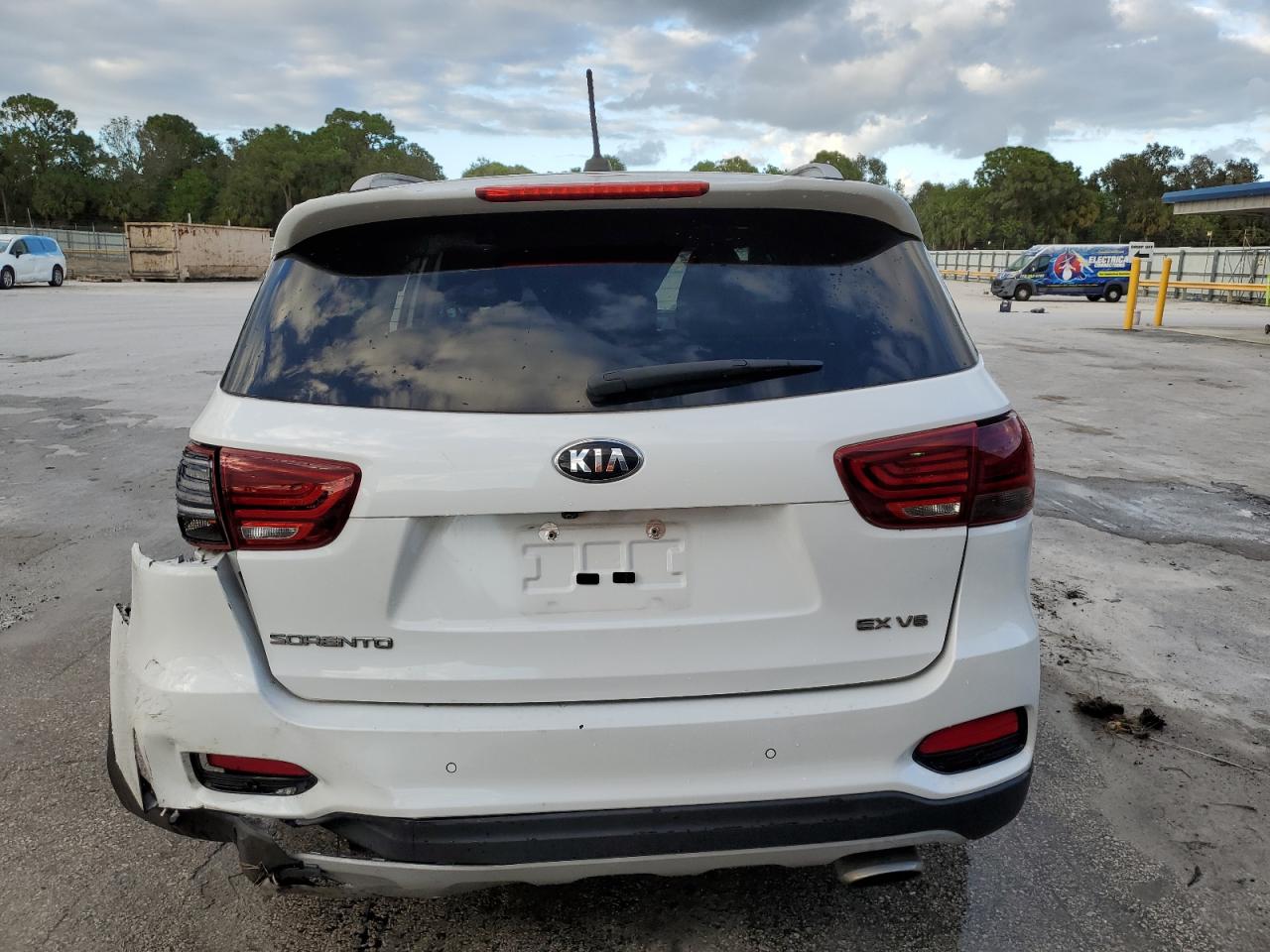 2020 Kia Sorento - Image 6