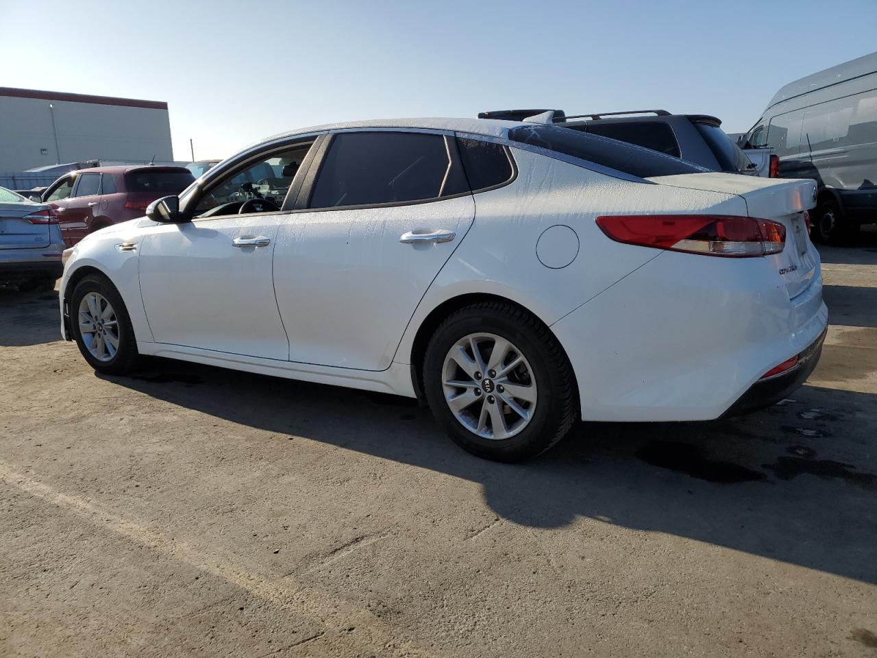 VIN KNAGT4L3XG5075348 2016 KIA OPTIMA no.2