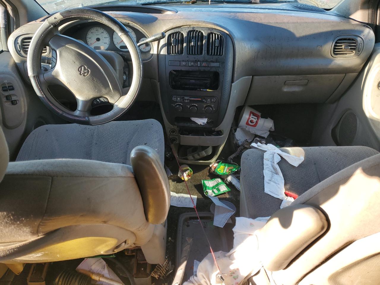 2002 Dodge Grand Caravan Sport VIN: 2B4GP44302R728008 Lot: 85584544