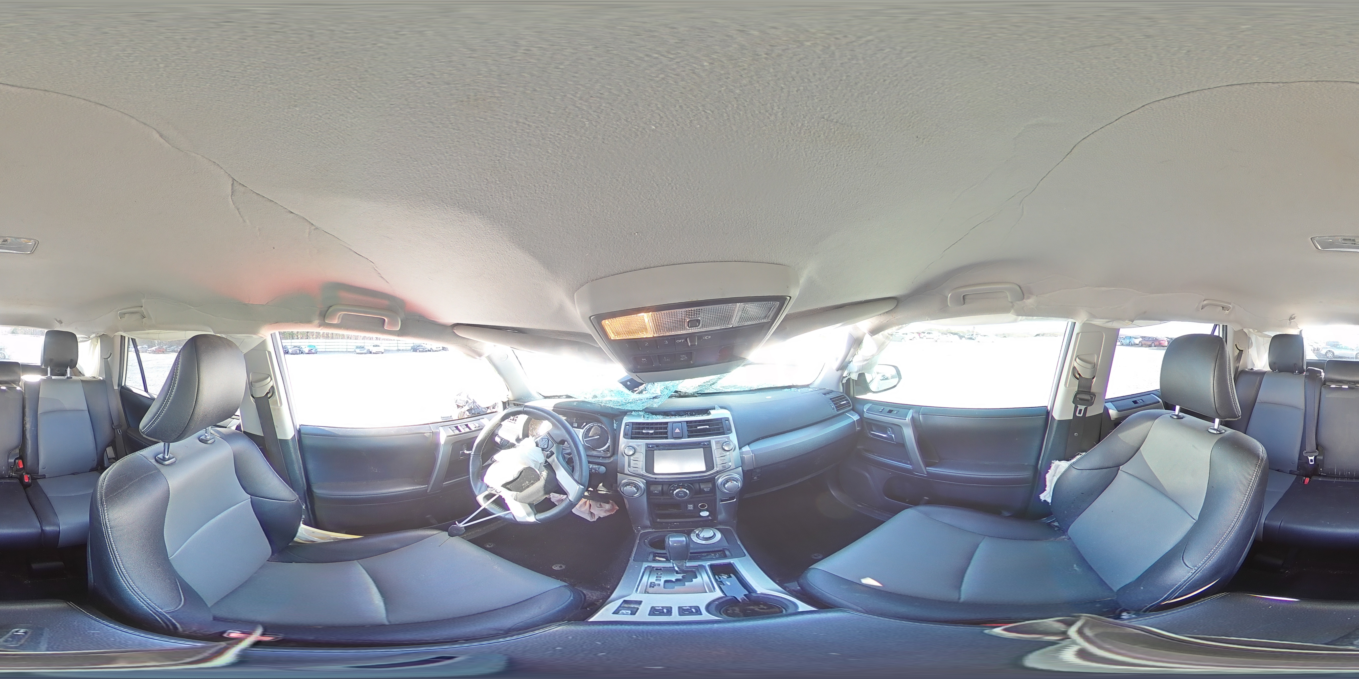 2018 Toyota 4Runner - Image 13