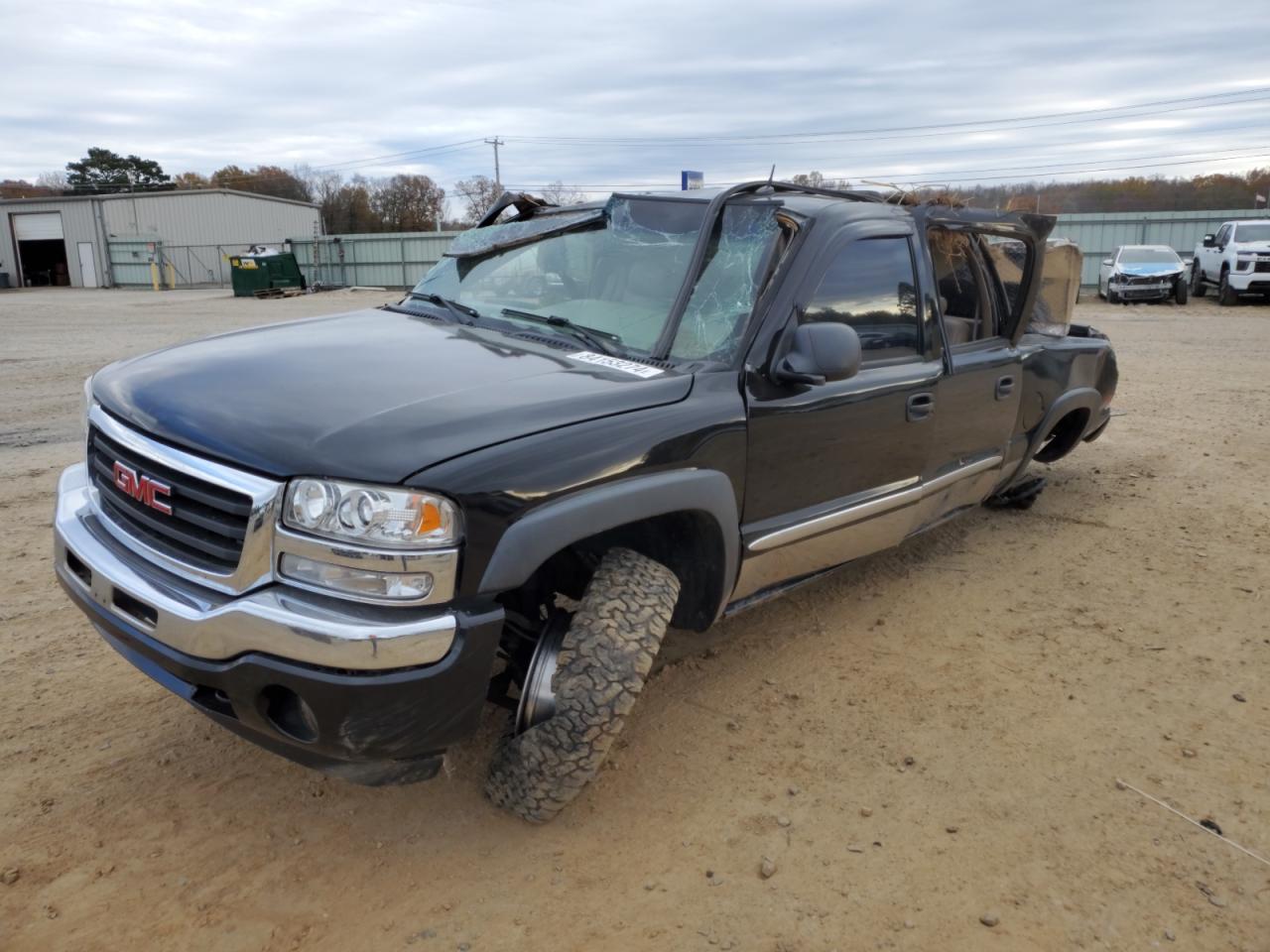 2005 GMC Sierra - Image 1