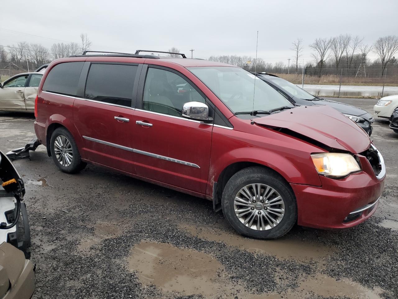 VIN 2C4RC1CGXDR510722 2013 CHRYSLER MINIVAN no.4