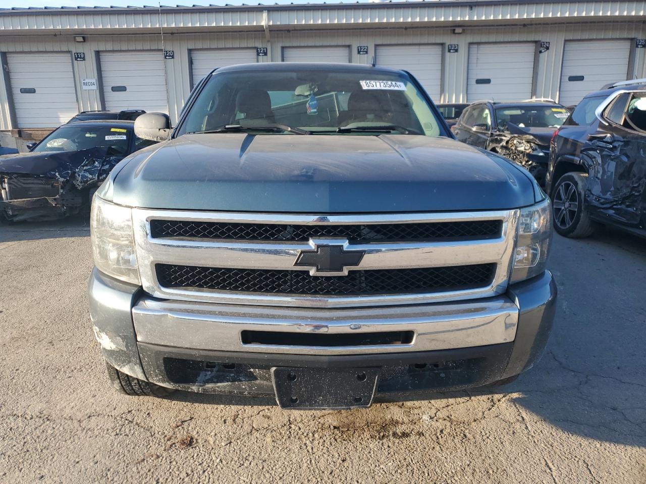 2009 Chevrolet Silverado - Image 5