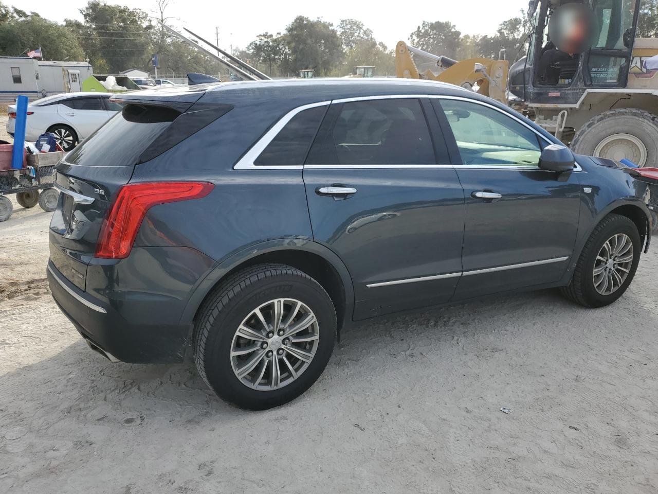 2019 Cadillac XT5 - Image 3
