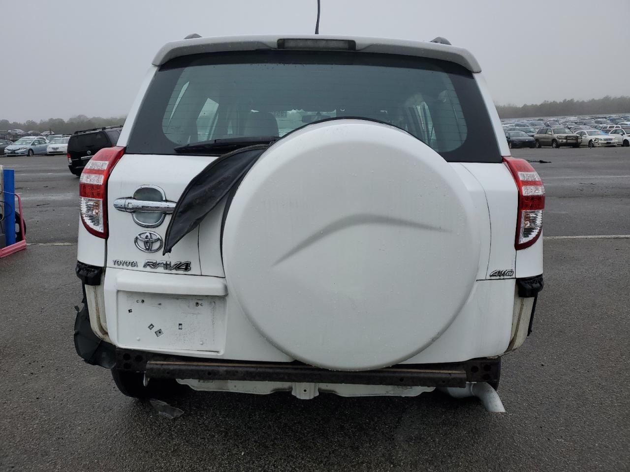 2010 Toyota RAV 4 - Image 6