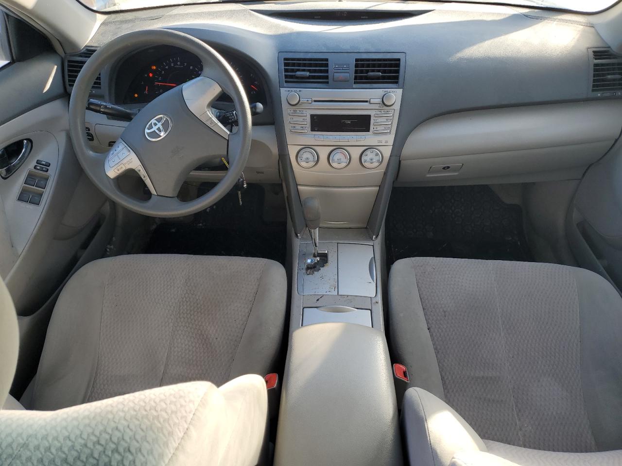 2011 Toyota Camry - Image 8