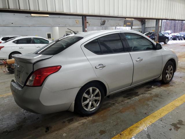  NISSAN VERSA 2014 Серебристый