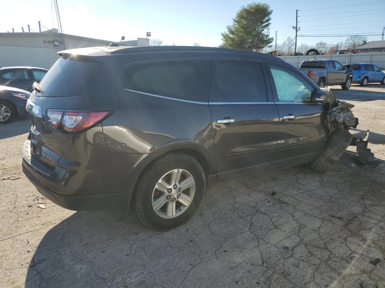 2014 Chevrolet Traverse - Image 3
