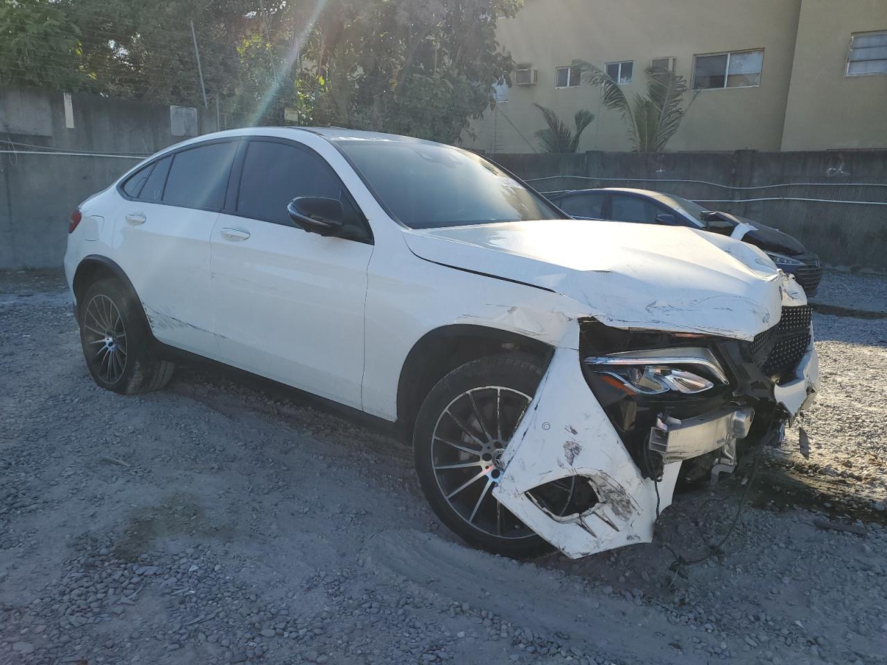 2019 Mercedes-Benz GLC - Image 4