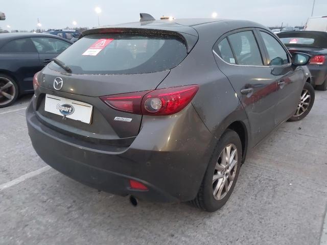 2015 MAZDA 3 SE