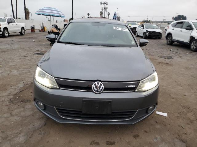 Sedans VOLKSWAGEN JETTA 2014 Szary