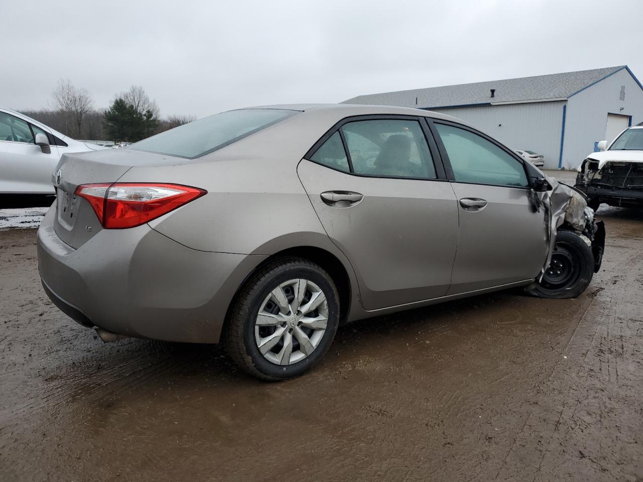 VIN 5YFBURHE9GP432541 2016 TOYOTA COROLLA no.3