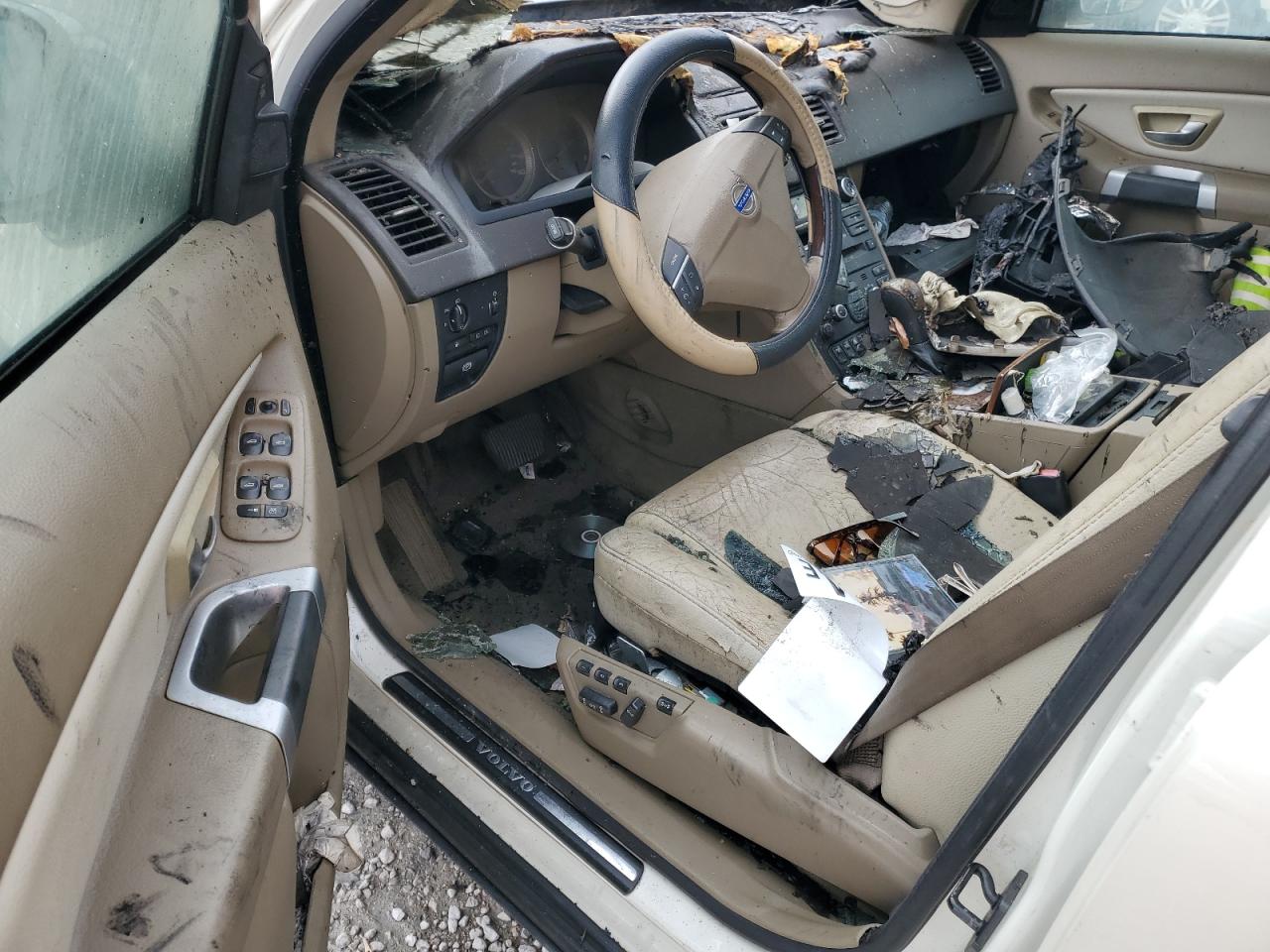 2008 Volvo XC90 - Image 8