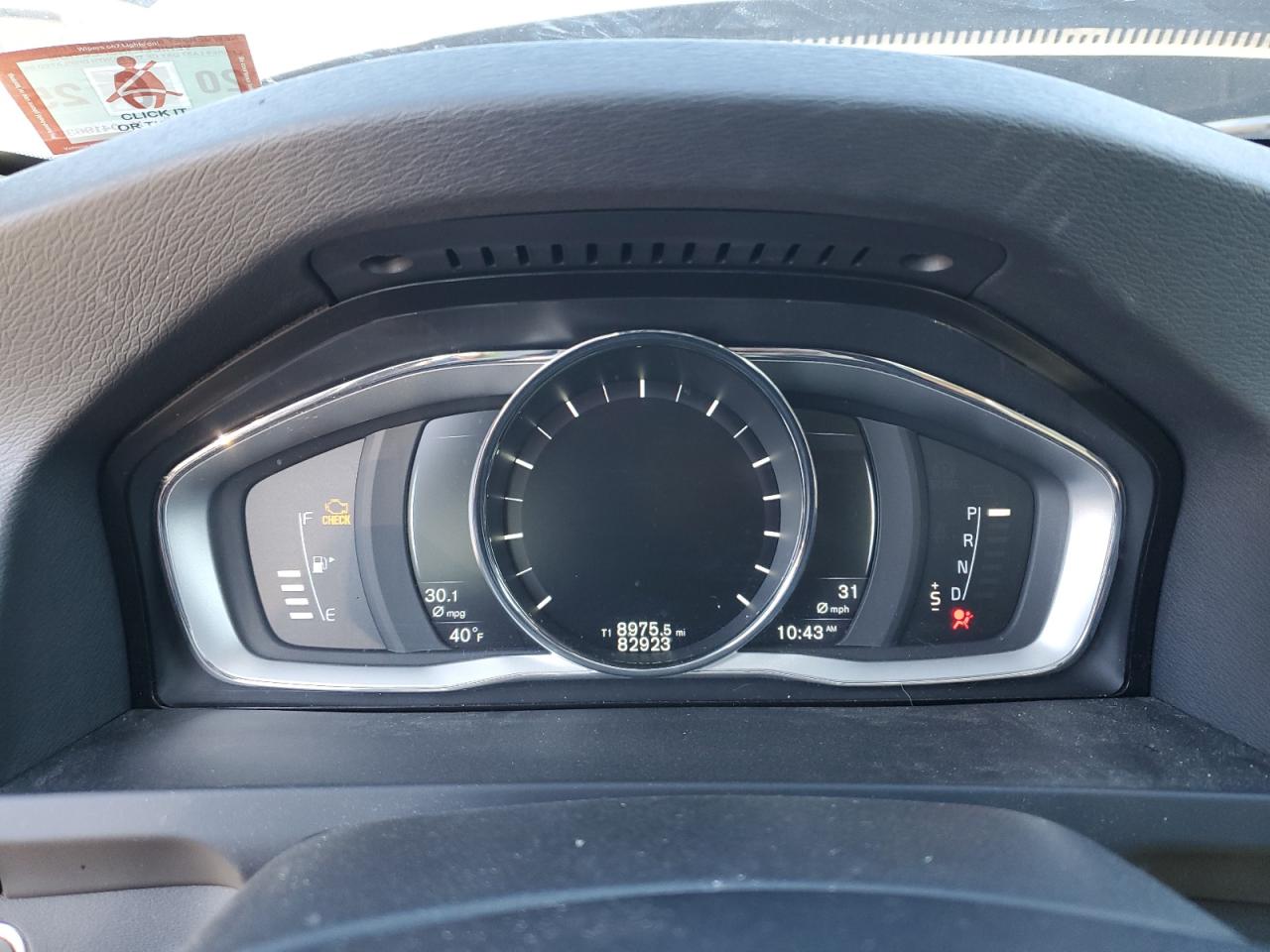 2016 Volvo S60 - Image 9