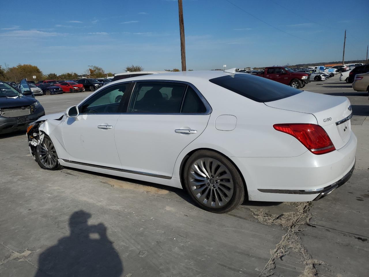 2019 Genesis G90 - Image 2