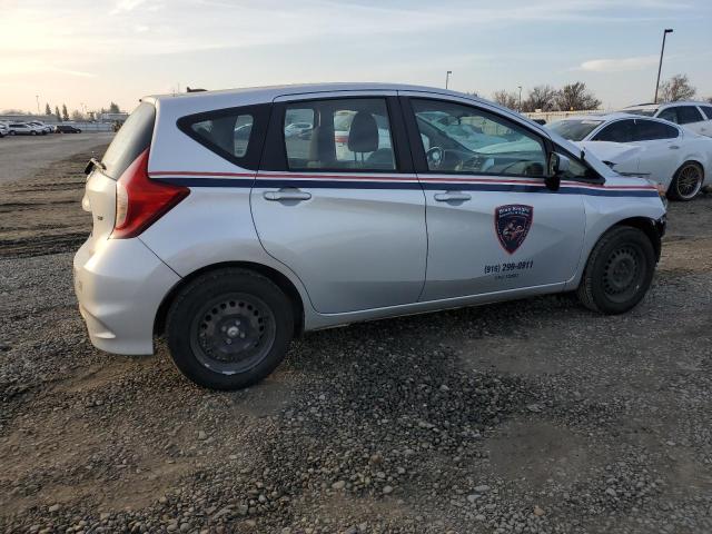  NISSAN VERSA 2018 Серебристый